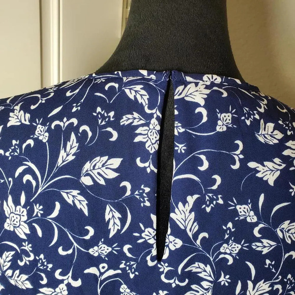 Express Blue Floral Dress Women's Size Small - Picture 12 of 15